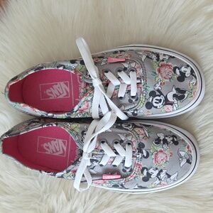 Rare Disney X Vans Minnie Mouse Digi rose size 6